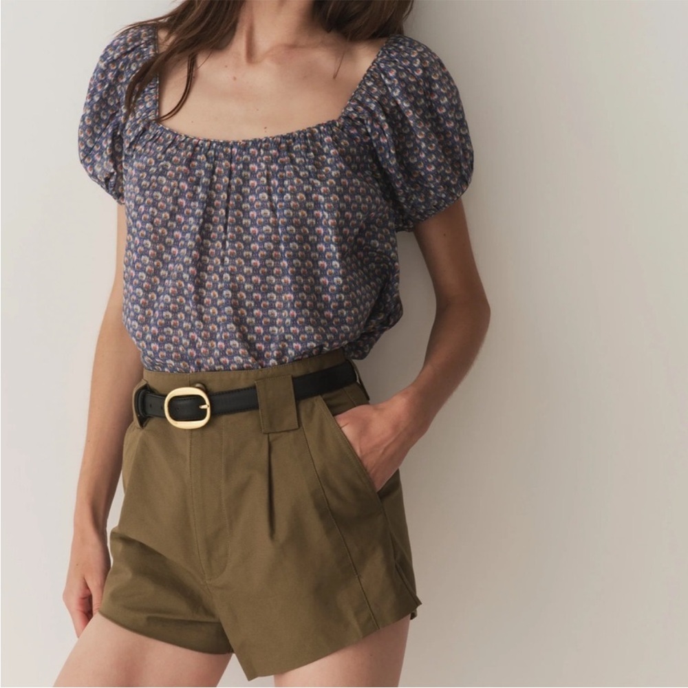 Doen Navy Floral Puff-Sleeve Square-Neck Blouse